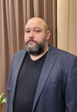 Сахаров Алексей Николаевич.